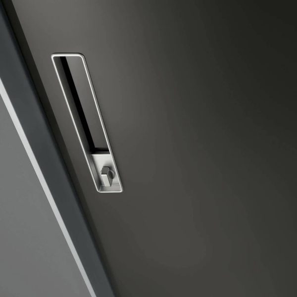 Aura Rimadesio, porta battente o scorrevole di design