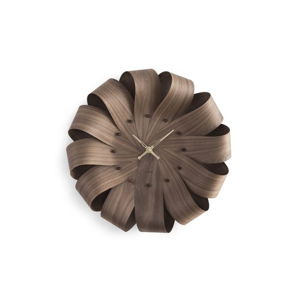 Brisa Walnut Brass