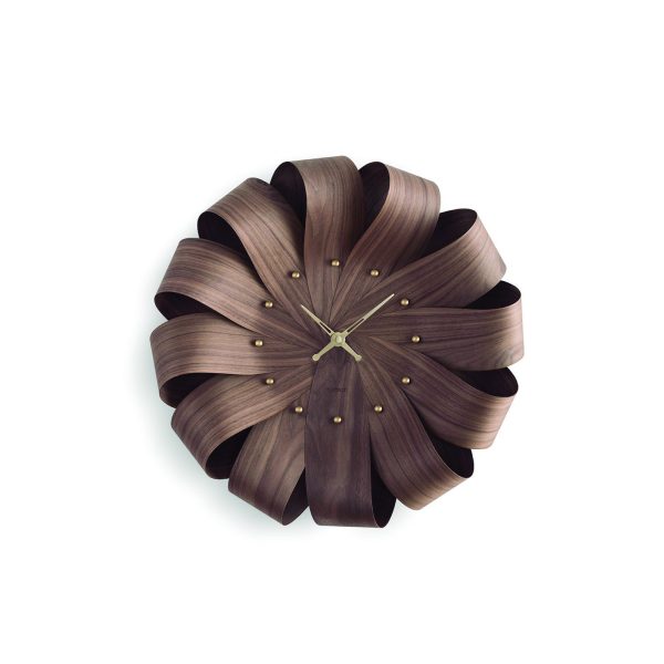 Brisa Walnut Brass