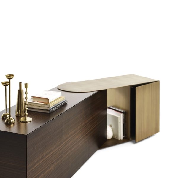 Partout credenza