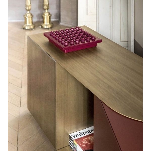 Partout credenza