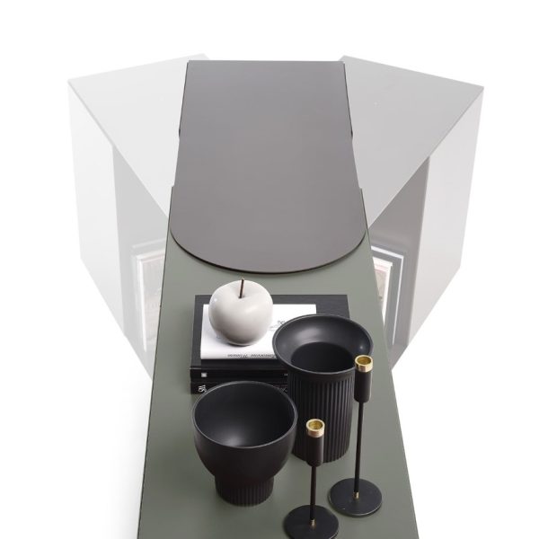 Partout credenza