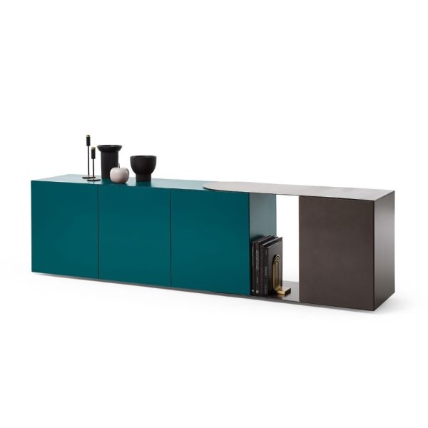 Partout credenza