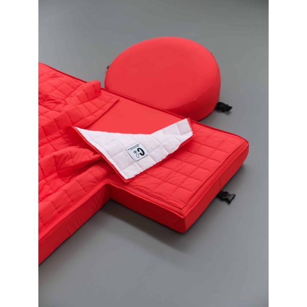 Ipno | Poltroncina-Materassino Trasformabile di Campeggi Design - IDA' Interni D'Autore