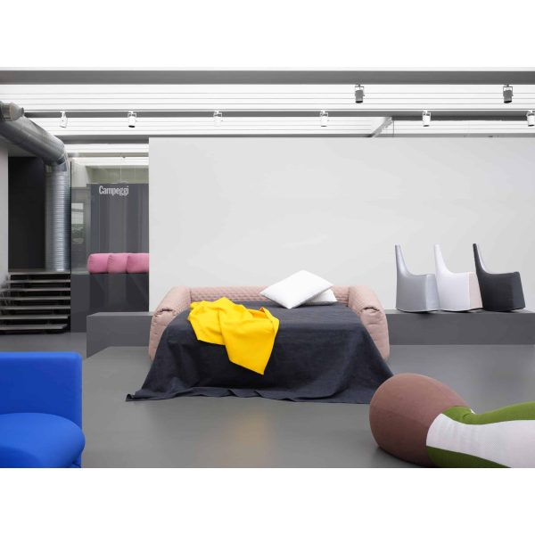 Quilt | Divano letto trapuntato dinamico di Campeggi Design - IDA' Interni D'Autore