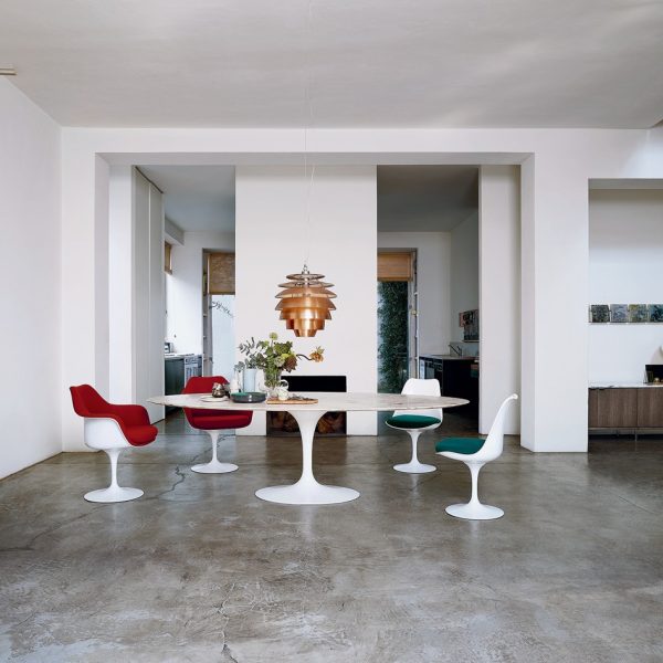 Saarinen High Tables | Tavoli alti in marmo e alluminio di Knoll - IDA' Interni d'Autore