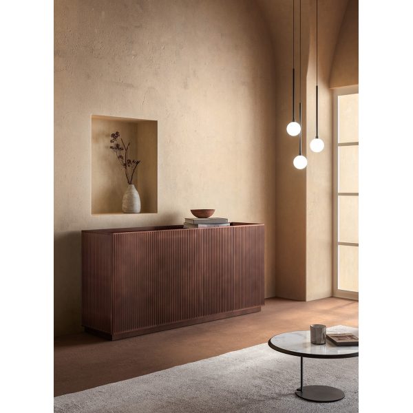 Credenza Hug | Madia in rovere e decorazione 3D Capod’Opera – IDA' Interni d'Autore