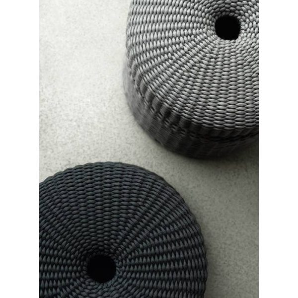 Pouf Hospes | Pouf outdoor intrecciato di B&B Italia – IDA' Interni d'Autore