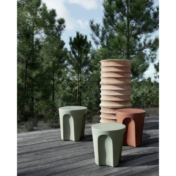 Tavolino Colosseo Outdoor | Tavolino in gres da esterno di B&B Italia - IDA' Interni d'Autore