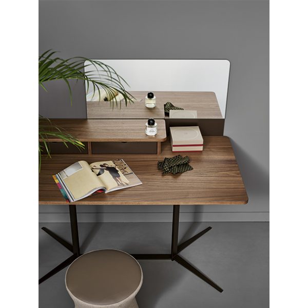 Nelson vanity e home office