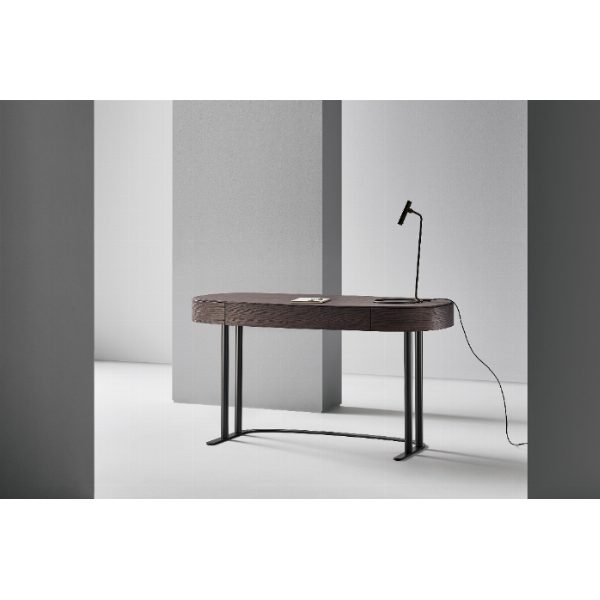 Isabey desk