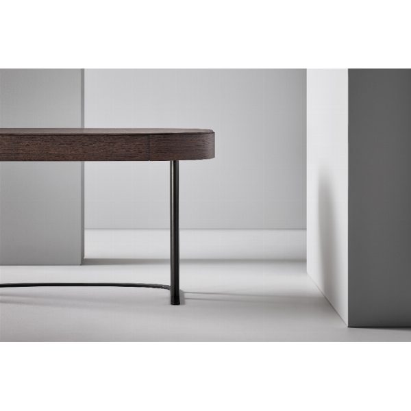 Isabey desk