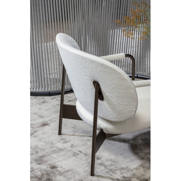 Cross lounge chair