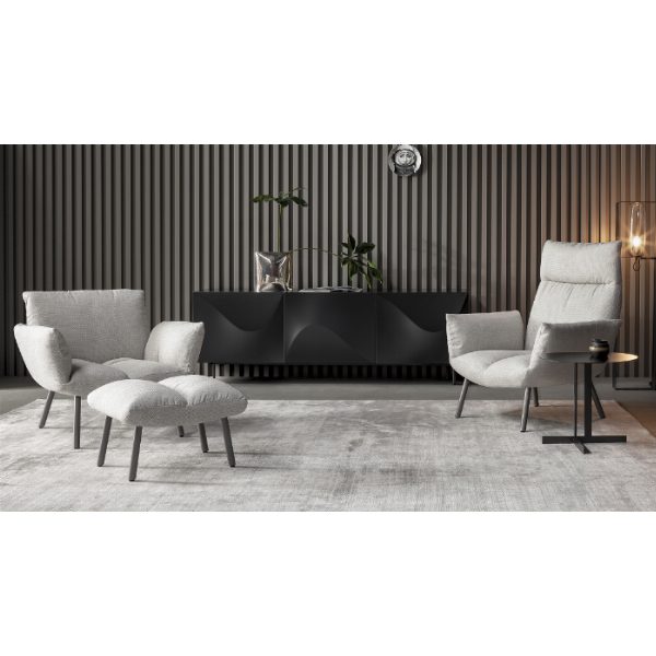 Pil armchair