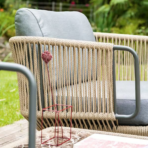 BABYLON Armchair