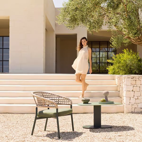 PLINTO “C” & “T” COFFEE TABLE