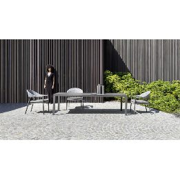 VICTOR Low table