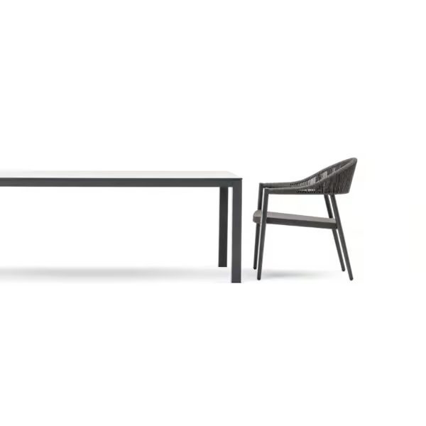 VICTOR Low table