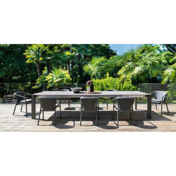 DOLMEN Low table