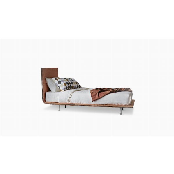Cuff single bed