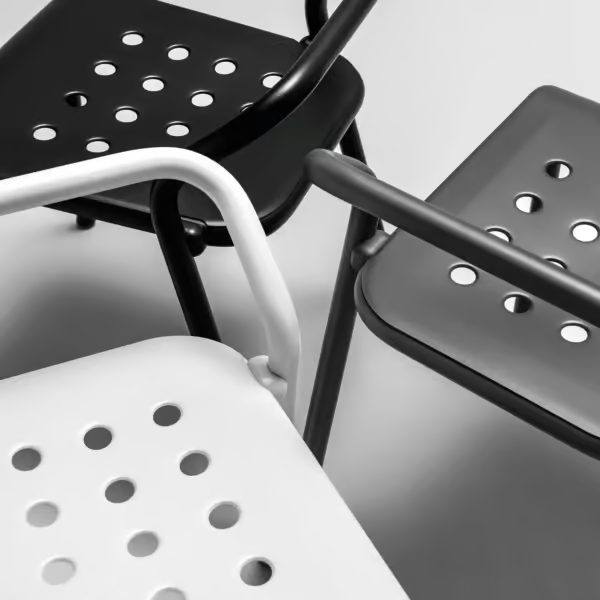 Noss Easy Chair