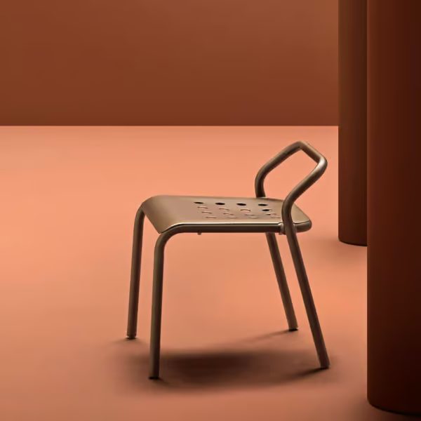 Noss Easy Chair