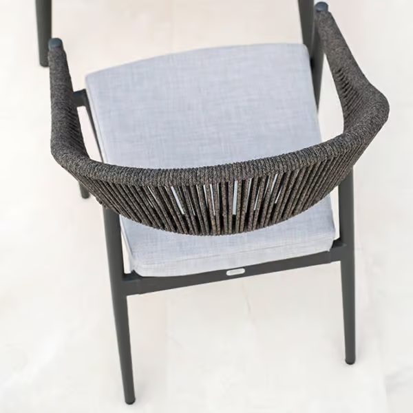 CLEVER Dining armchair