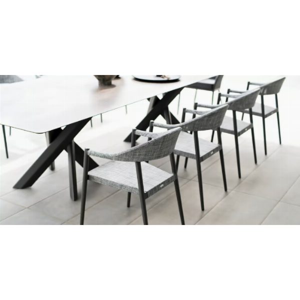 CLEVER Dining armchair