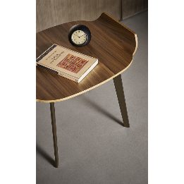 Olos bedside table