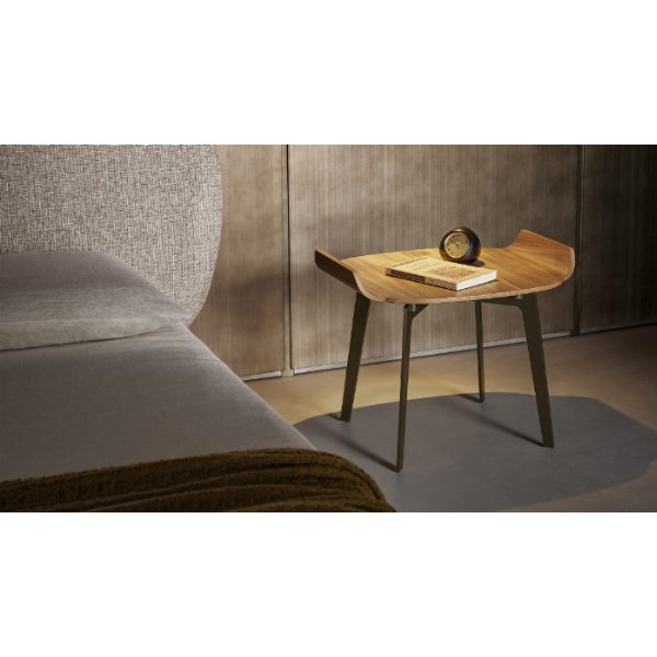 Olos bedside table