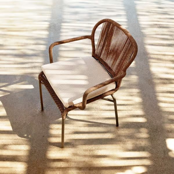 CRICKET Silla con reposabrazos