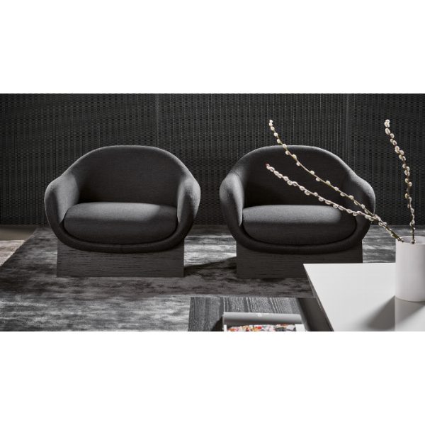 Boolean armchair