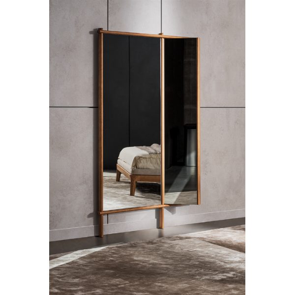 Isola mirror
