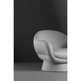 Boolean armchair con base rivestita