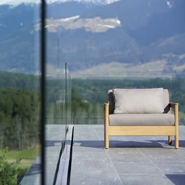 BALI Armchair