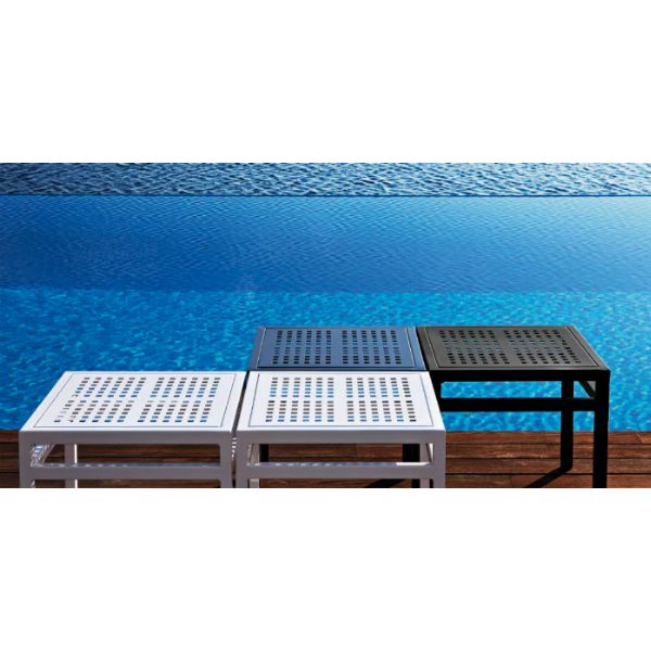 VICTOR Coffee table