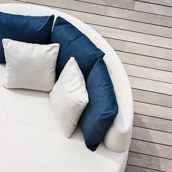 BELT Daybed