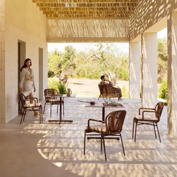 CRICKET Chair with armrests