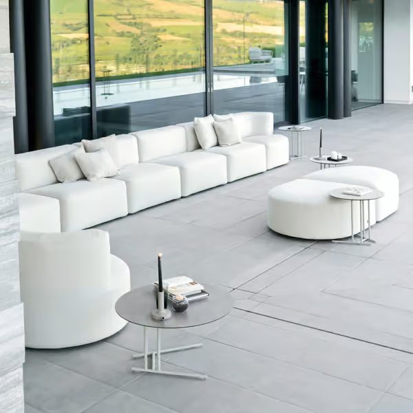 BELT Coffee table