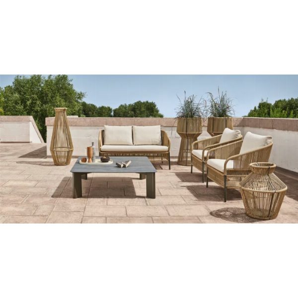 PLINTO Coffee table