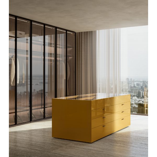 Isola LT40