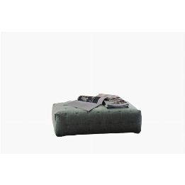LC Pouf