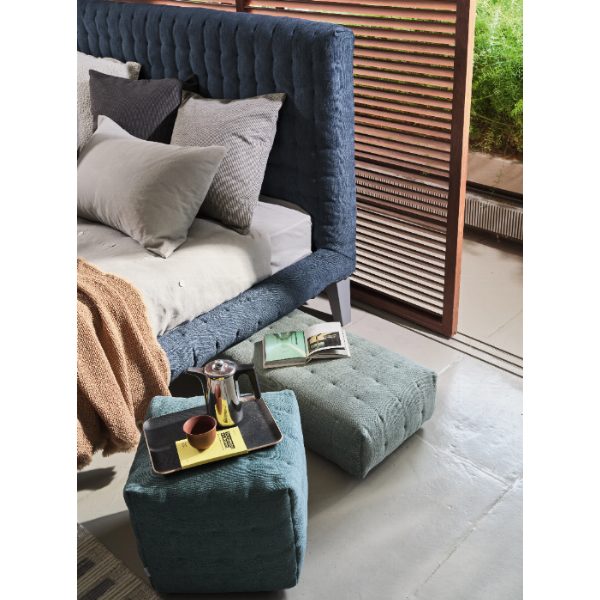 LC Pouf