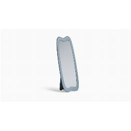 Squash, specchio a figura intera rivestito in pelle - Faye Toogood design