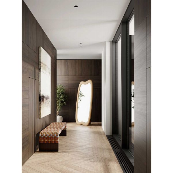 Squash, specchio a figura intera rivestito in pelle - Faye Toogood design