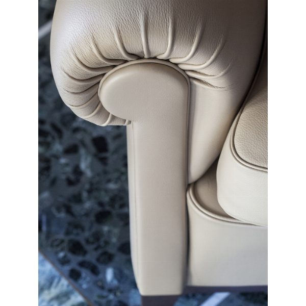 2019 | Poltrona in Pelle - Poltrona Frau Style & Design Centre
