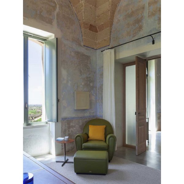 Vanity Fair XC | Pouf - Poltrona Frau Style & Design Centre