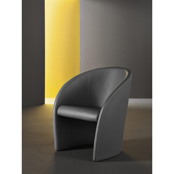 Intervista | Poltrona in Pelle - Lella and Massimo Vignelli