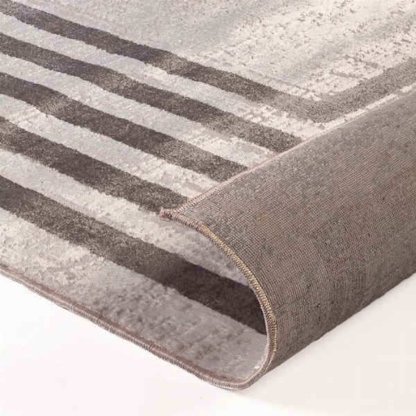 DORIAN THREE TORTORA – Timeless Elegance with Modern Charm