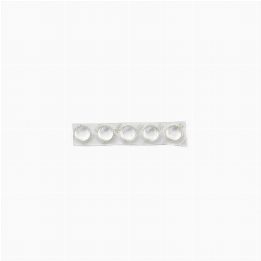 Kit of transparent pads for lamp base